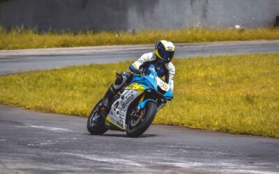 Confianza en las Curvas: Dominando las Vueltas con Motogram®
